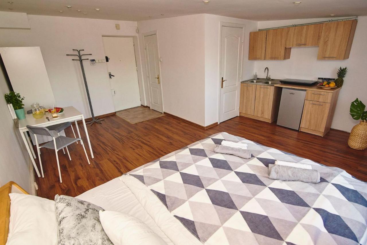 Regem Apartments Warynskiego Varşova Dış mekan fotoğraf